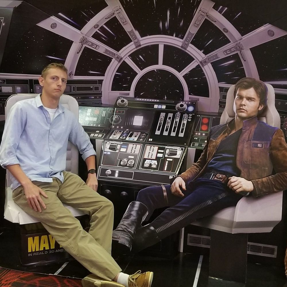 Meet your Posher, Logan